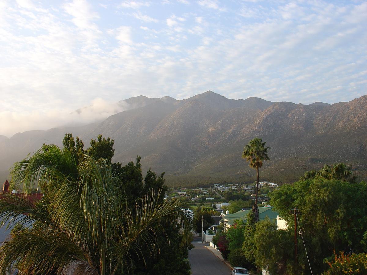 Pepper Tree Montagu Exterior photo